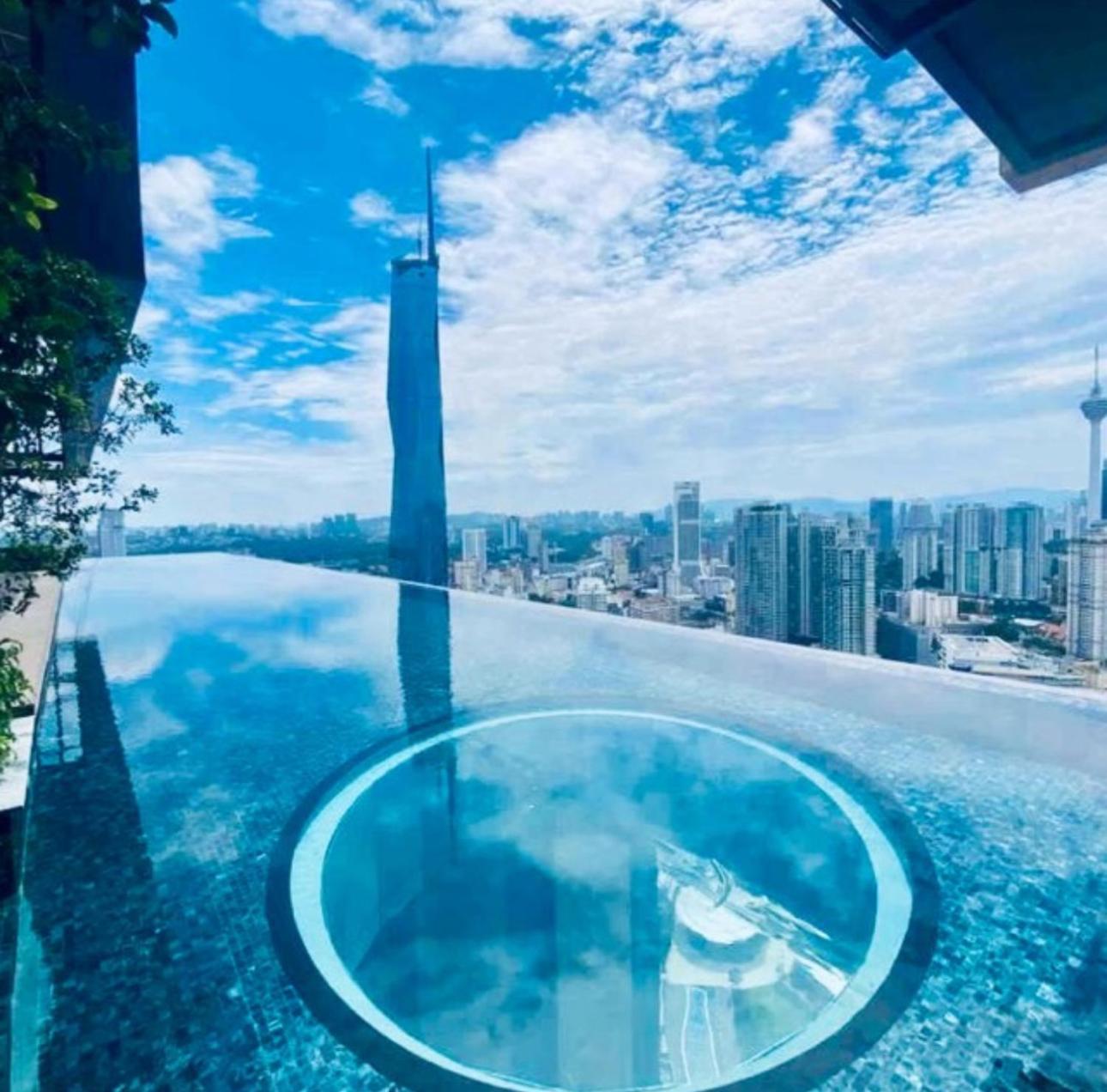 Lucentia Residents At Bbcc Lalaport Bukit Bintang Lägenhet Kuala Lumpur Exteriör bild